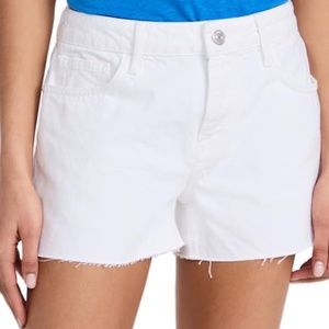 648D FRAME Le Grand Garçon Raw Hem Denim Shorts in Blanc